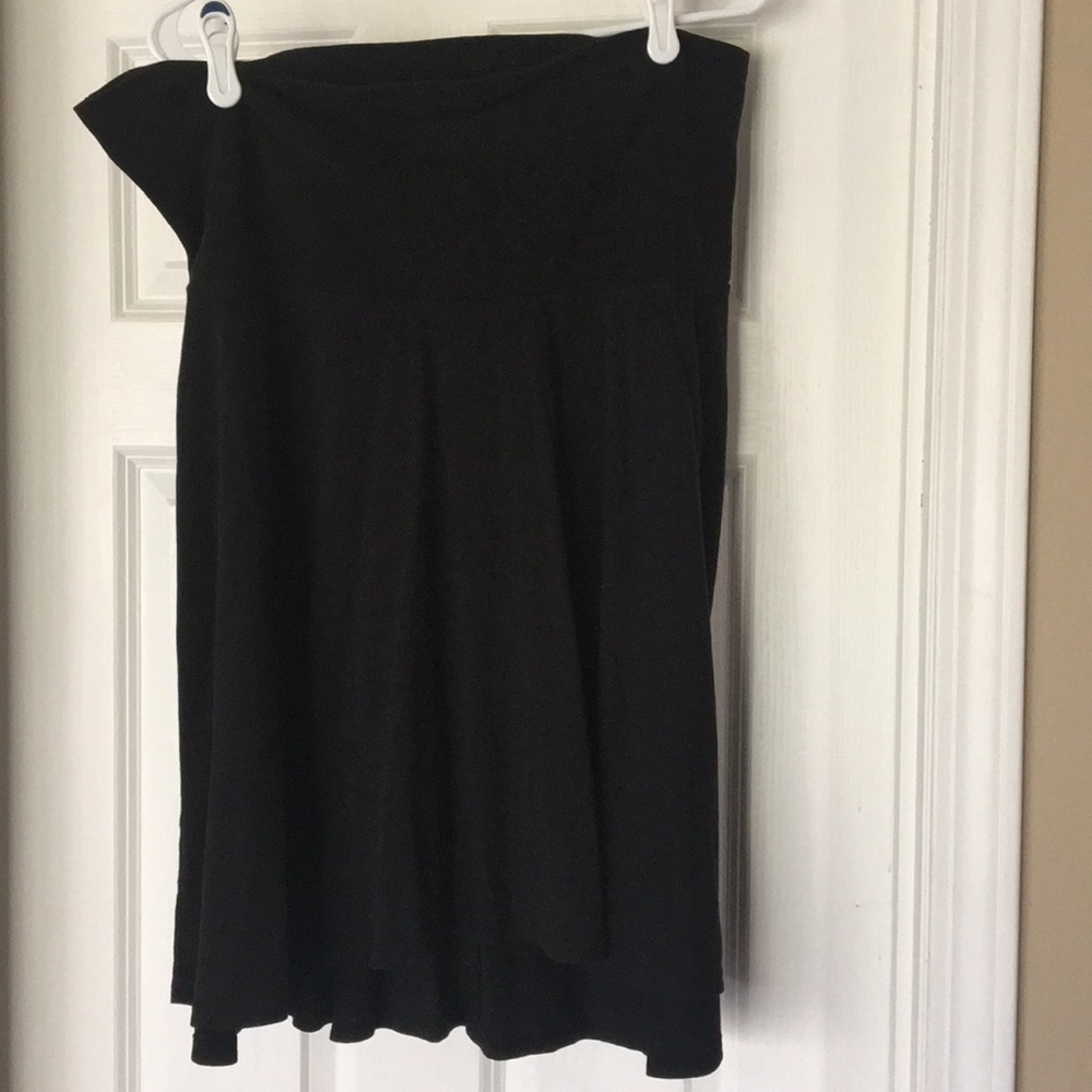 Black skirt-roll over waist size L
